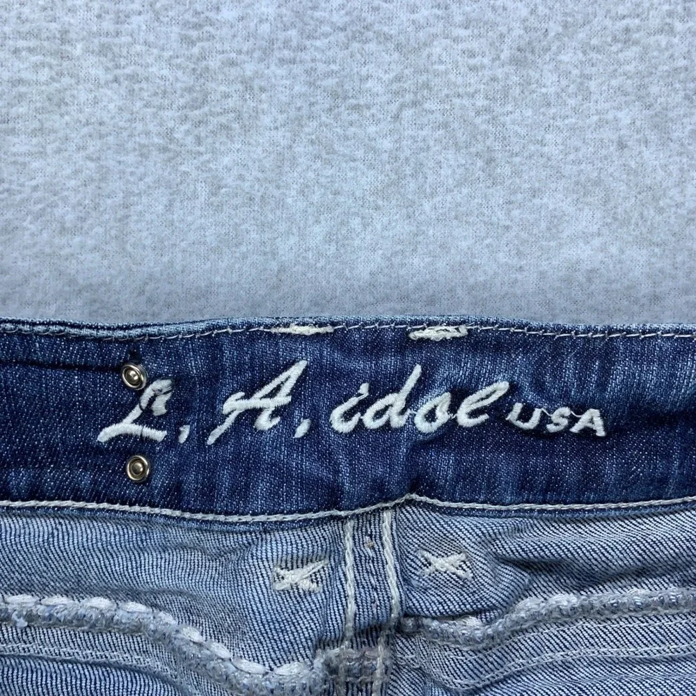 L.A. Idol Bootcut Jeans Womens 7 Blue Rhinestone Embroidered Pockets Stretch